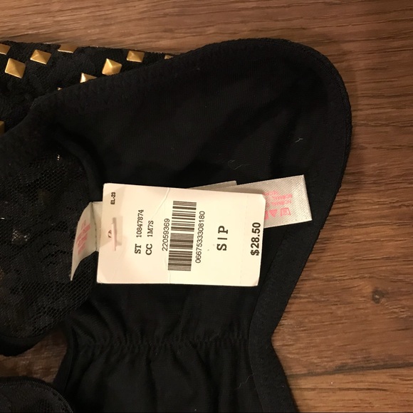 ✨NWT✨ Studded bandeau - Picture 5 of 5